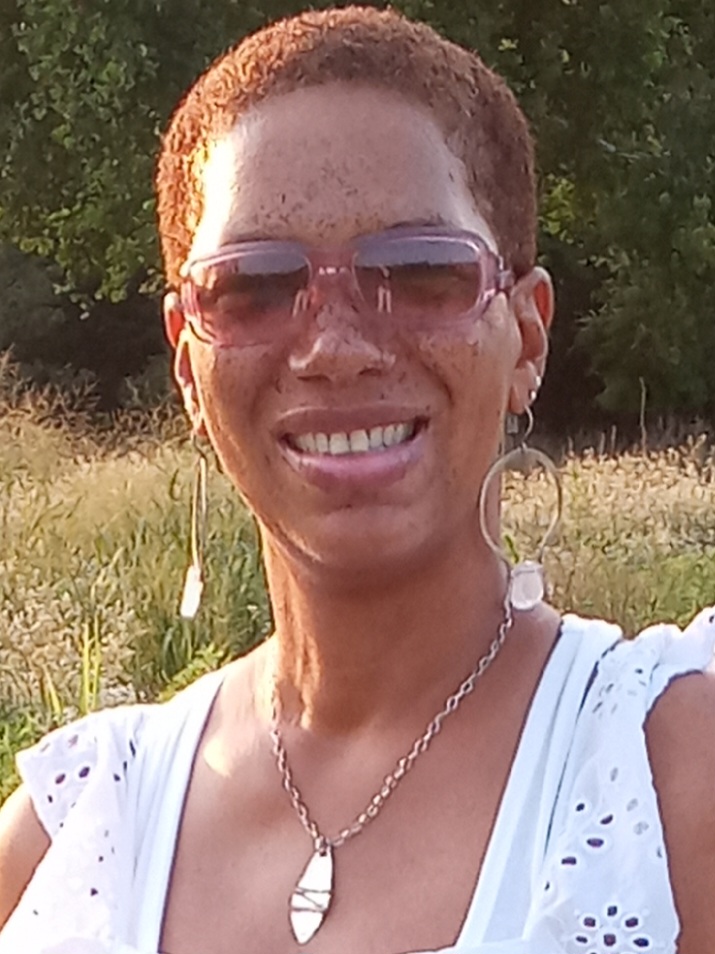 Headshot of a smiling woman