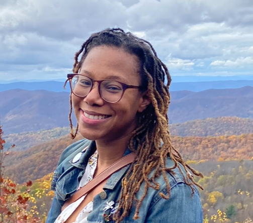 Headshot of Victoria Moten